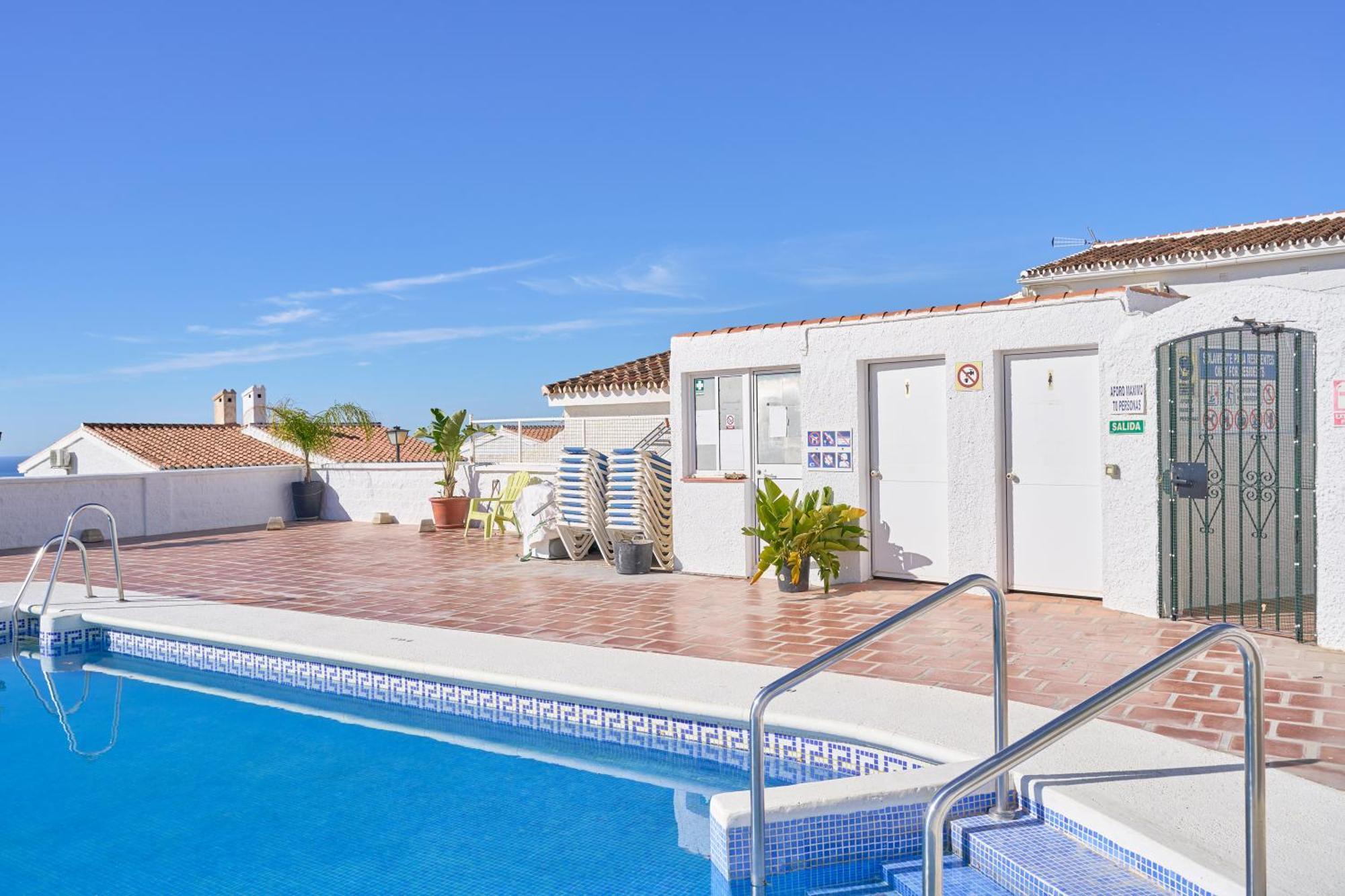 Апартаменти Sea View Capistrano Нерха Екстер'єр фото