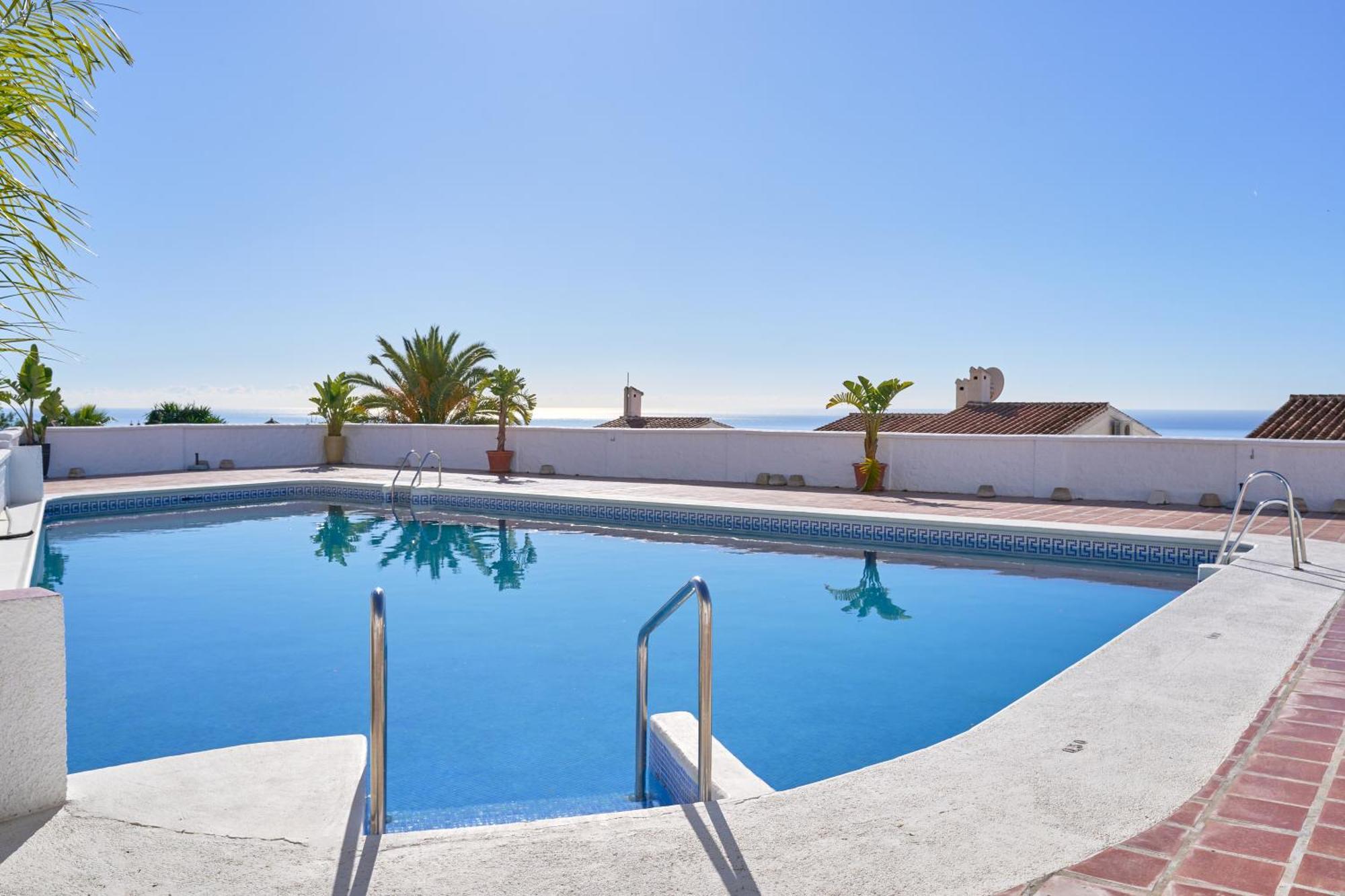 Апартаменти Sea View Capistrano Нерха Екстер'єр фото
