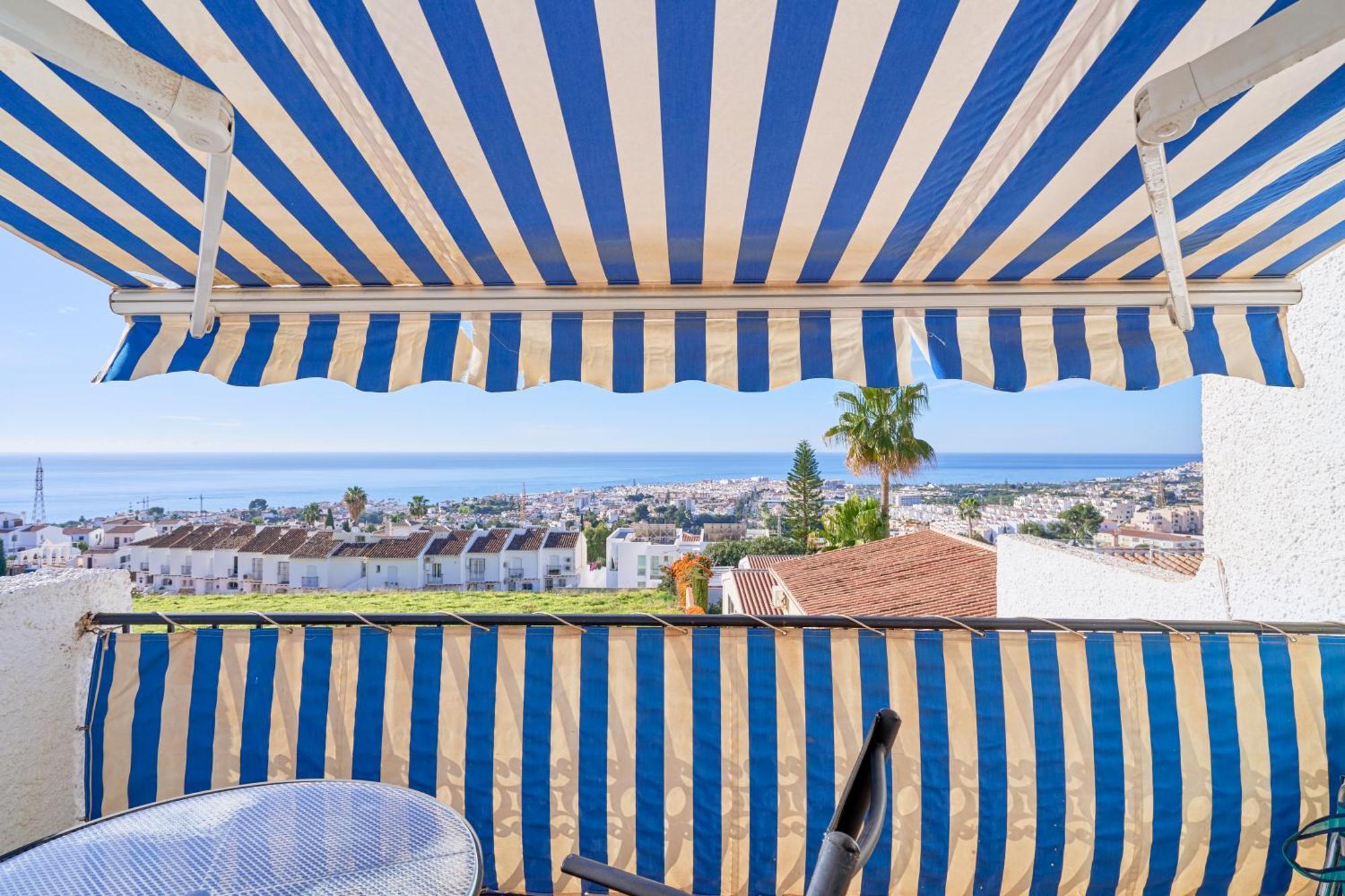 Апартаменти Sea View Capistrano Нерха Екстер'єр фото