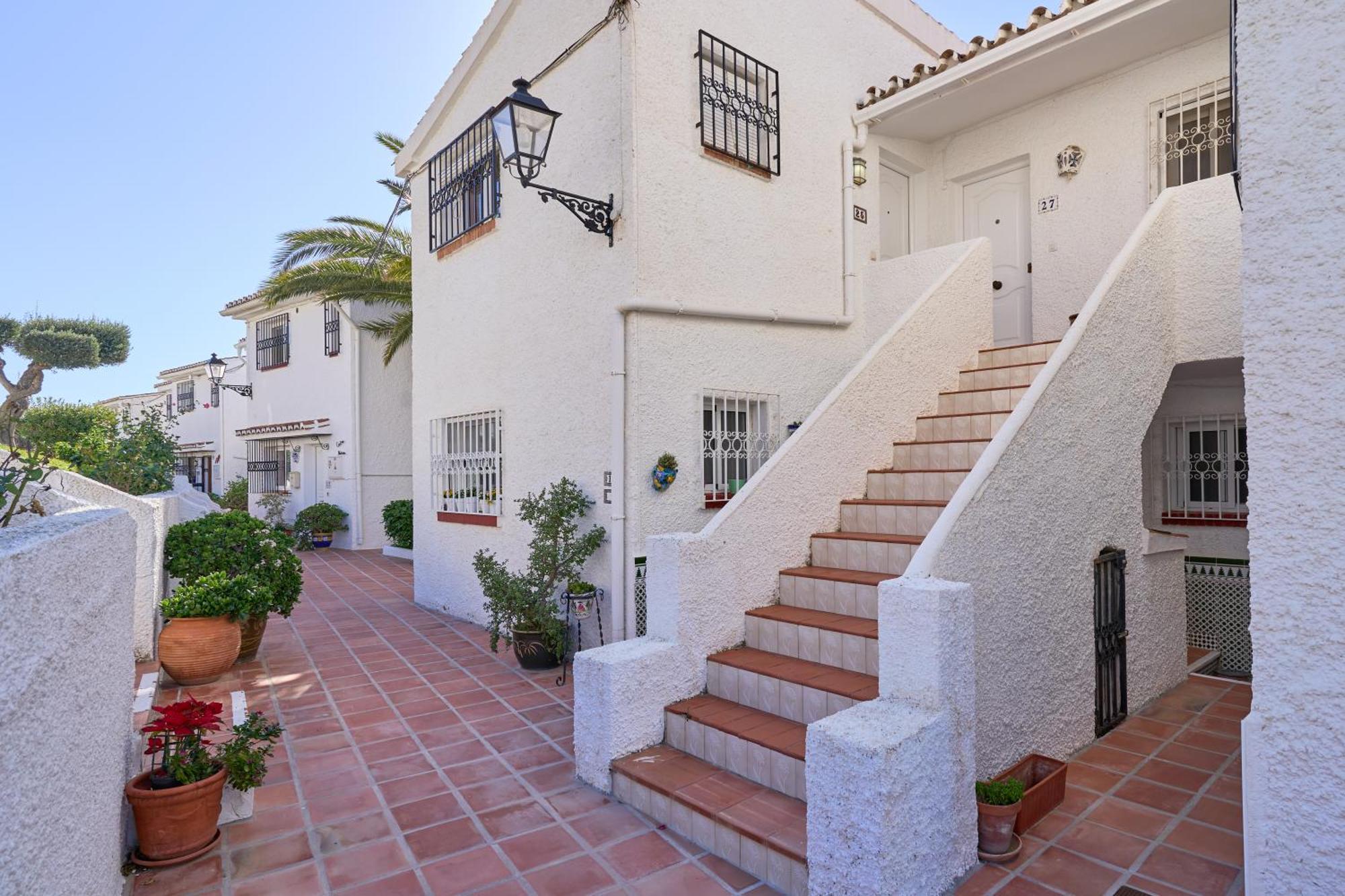 Апартаменти Sea View Capistrano Нерха Екстер'єр фото